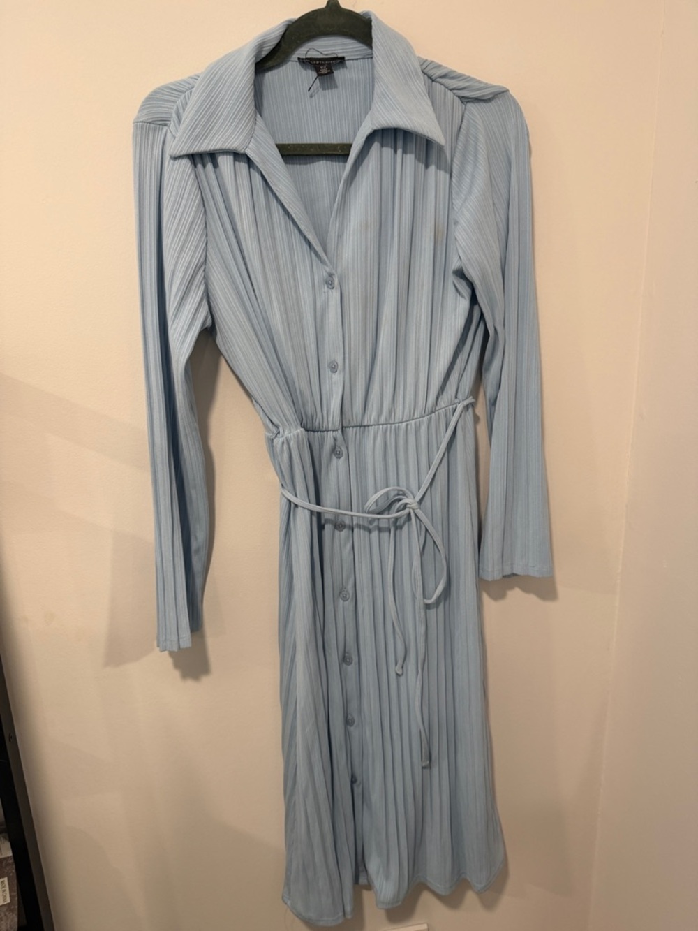 St. John Pale Blue Ribbed Button-Front Long Sleeve Midi Dress with Tie